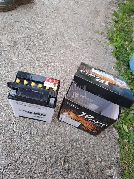 Can-Am Maverik 1000R