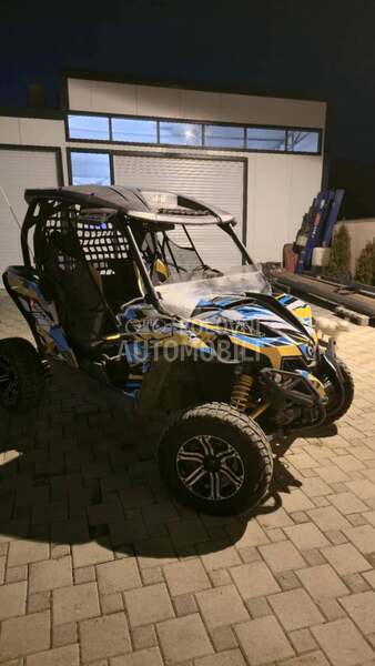 Can-Am Maverik 1000R