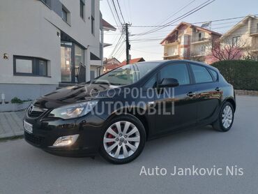 Opel Astra J 1.7cdti ECOFLEX CH