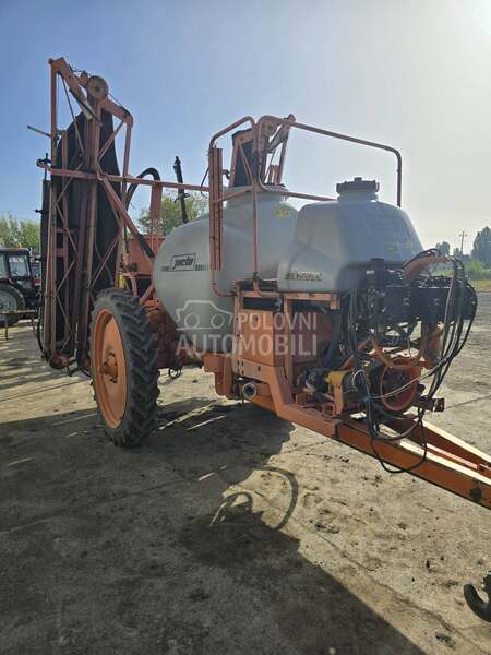 Jacto Advance 2000 Vortex 18m