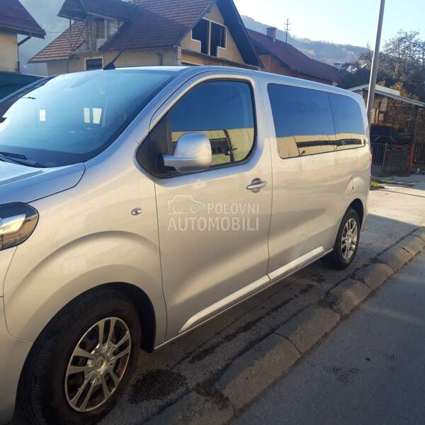 Citroen Jumpy space tourer