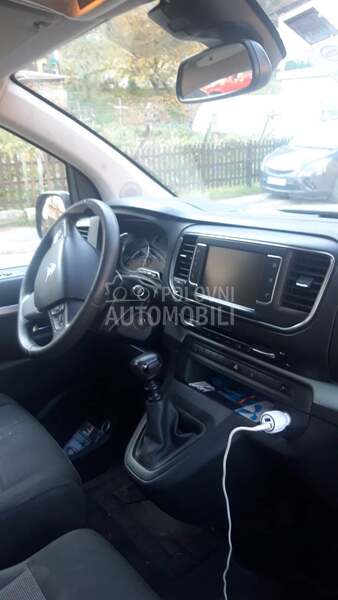 Citroen Jumpy space tourer