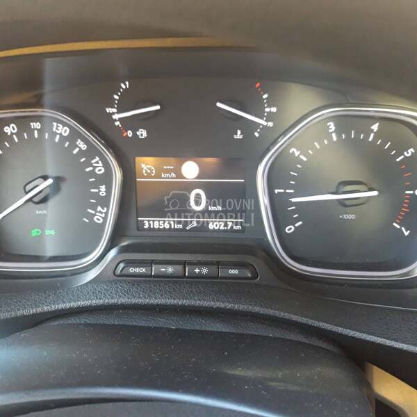 Citroen Jumpy space tourer