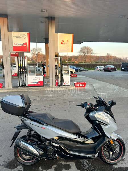 Honda FORZA 300