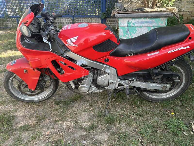 Honda CBR600F + Shoei