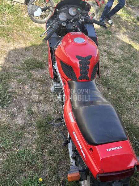 Honda CBR600F + Shoei