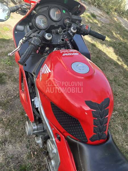 Honda CBR600F + Shoei