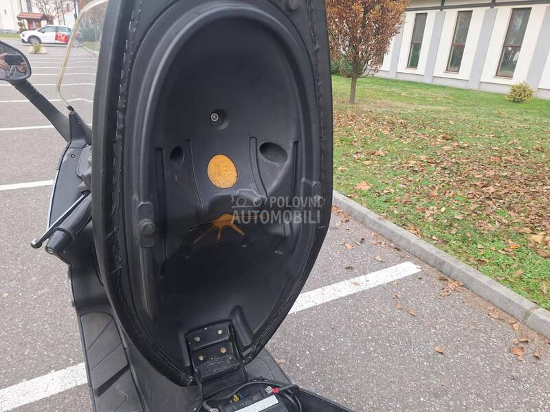 Aprilia Atlantic 250