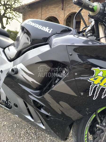Kawasaki ZX9R