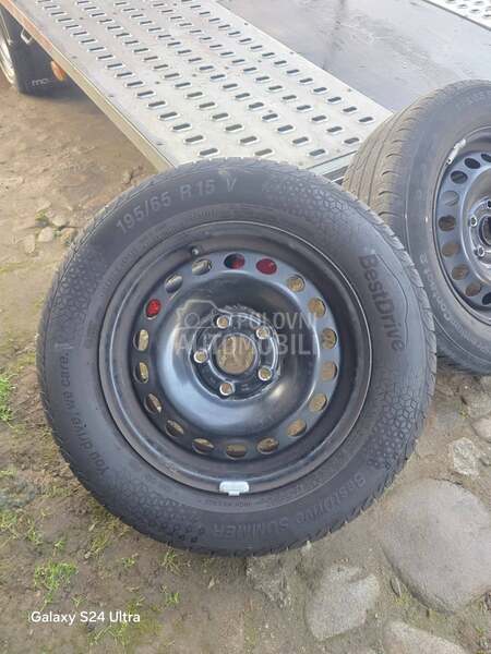Continental 195/65 R15 Letnja