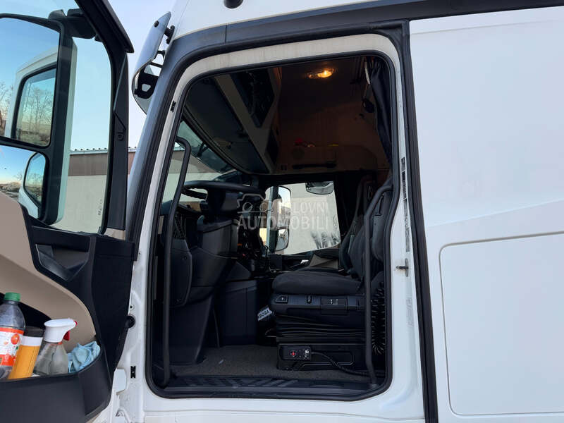 Mercedes Benz Actros 2545