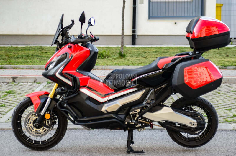 Honda x adv 750