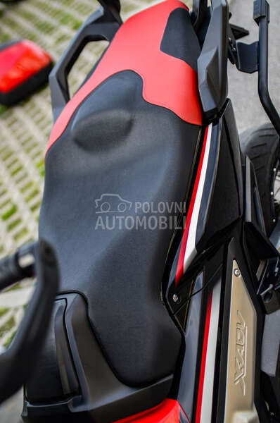 Honda x adv 750