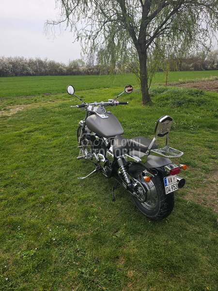 Honda VT750DC black widow