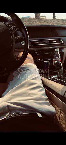 BMW 730 