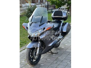 Honda ST1300 A