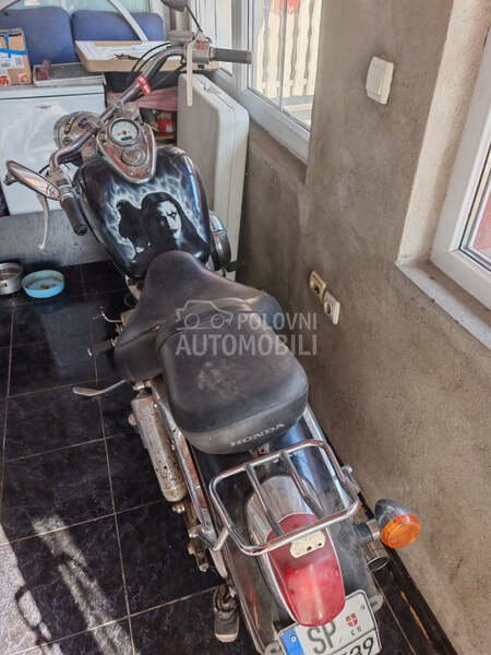 Honda SHADOW VT 750