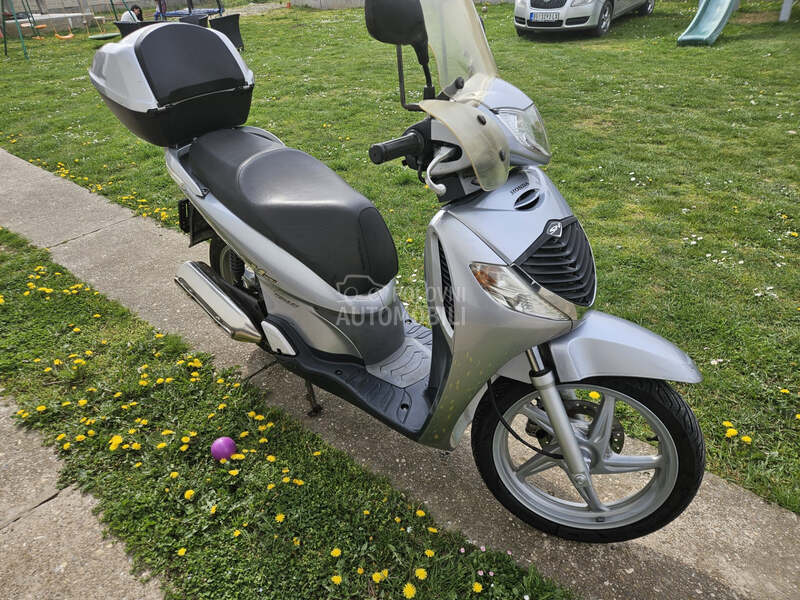 Honda SH 125