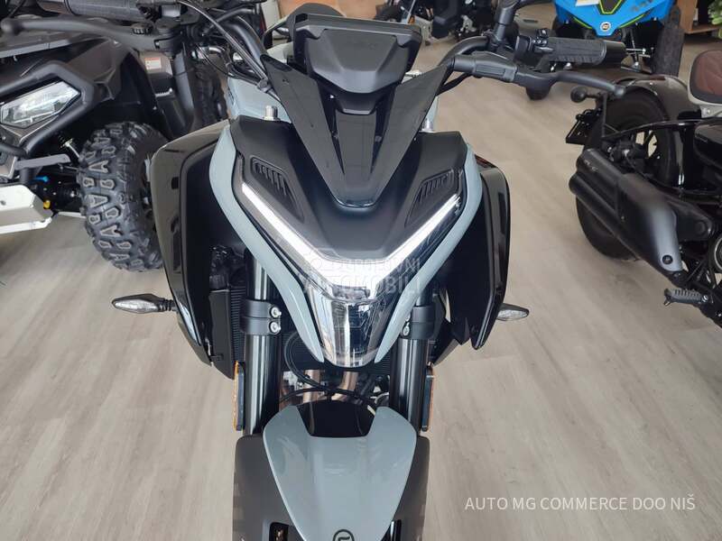 CFMOTO 675 NK