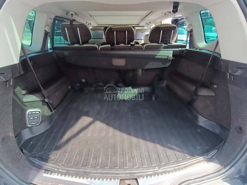 Renault Espace Paris Initiale