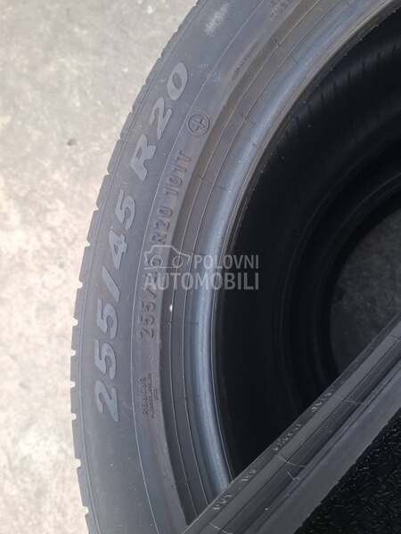 Pirelli 255/45 R20 Letnja