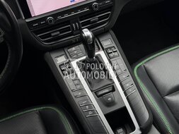 Porsche Macan  slika 23