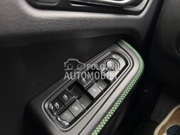 Porsche Macan  slika 35