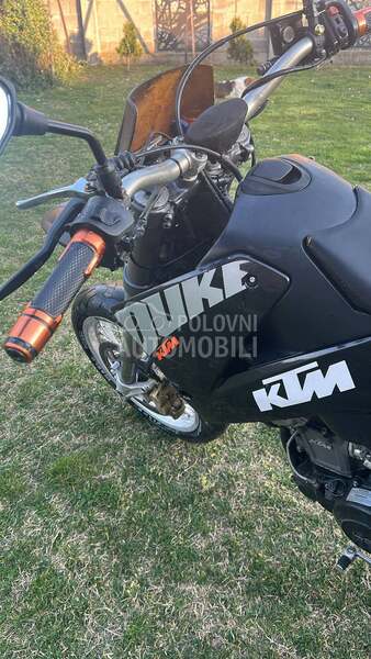 KTM 640 Duke