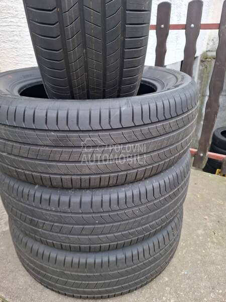 Nexen 215/65 R17 Letnja