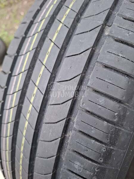 Nexen 215/60 R17 Letnja