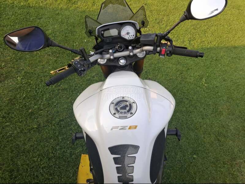Yamaha Fz8n  dobra