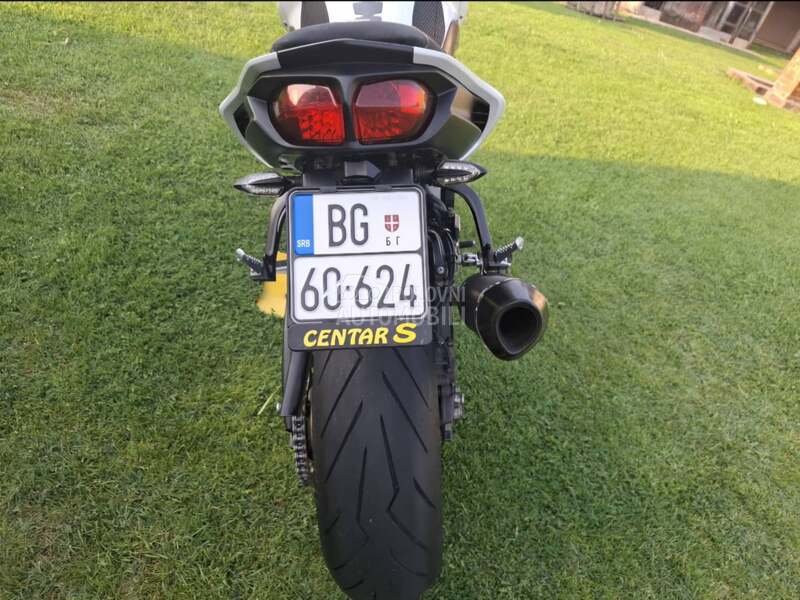 Yamaha Fz8n  dobra