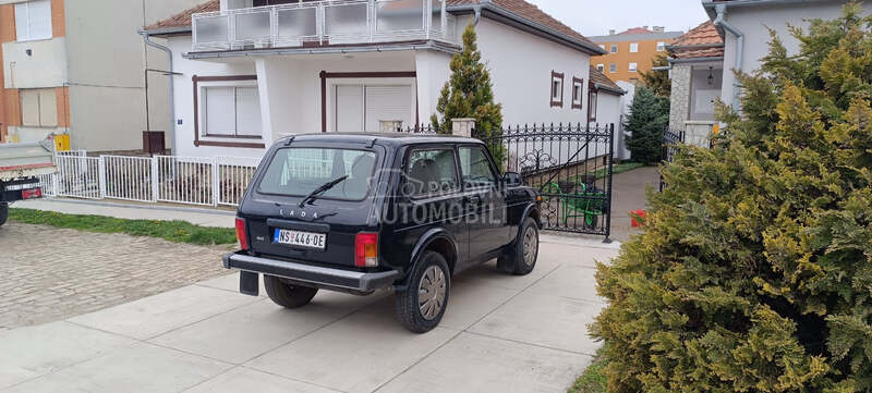 Lada Niva 