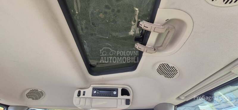 John Deere 6135R AKCIJA