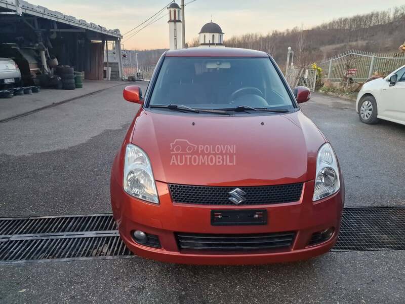 Suzuki Swift 1,3 b