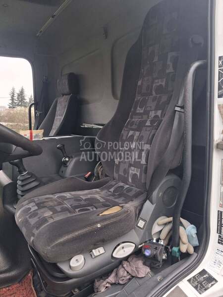 Mercedes Benz Atego 818