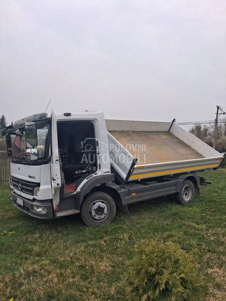 Mercedes Benz Atego 818