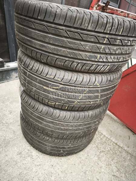 Bridgestone 225/55 R17 Letnja