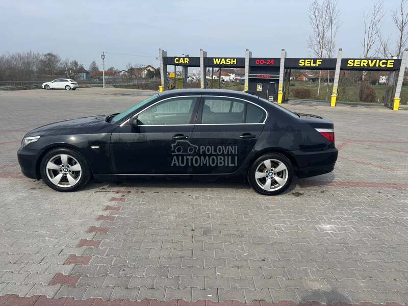 BMW 520 e60