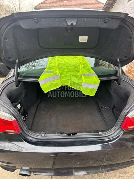 BMW 520 e60
