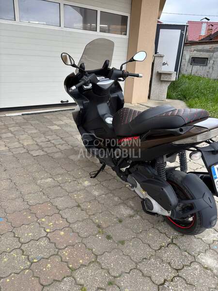 Gilera Nexus 250