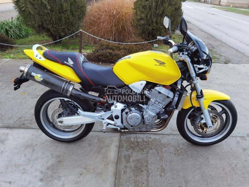 Honda Hornet 900