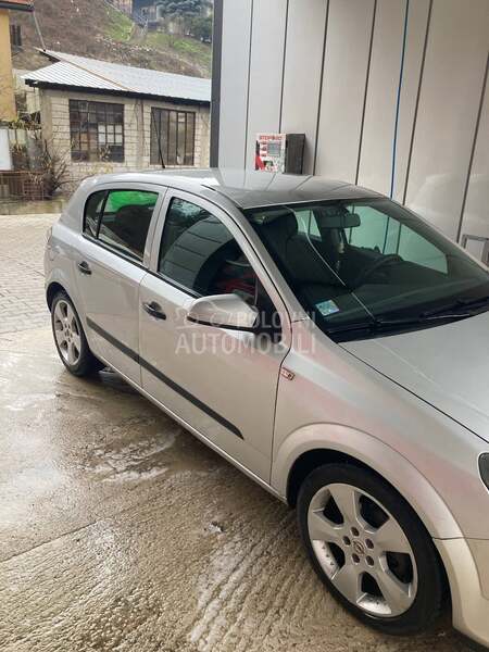 Opel Astra H 