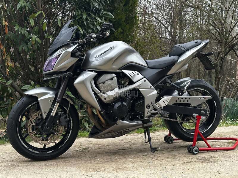 Kawasaki Z750