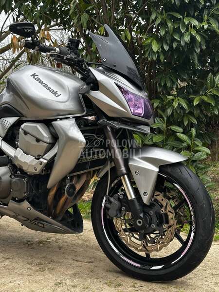 Kawasaki Z750
