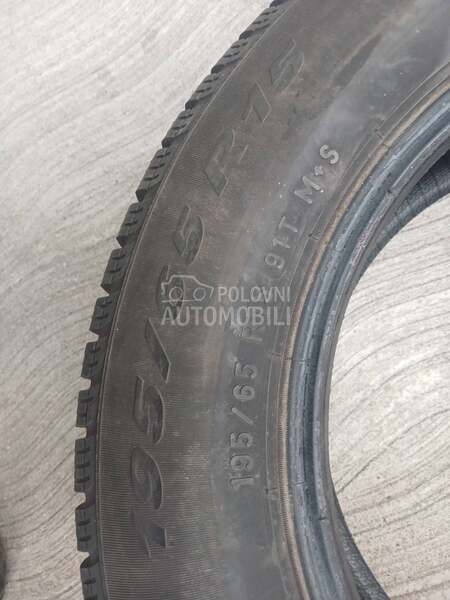 Pirelli 195/65 R15 Zimska