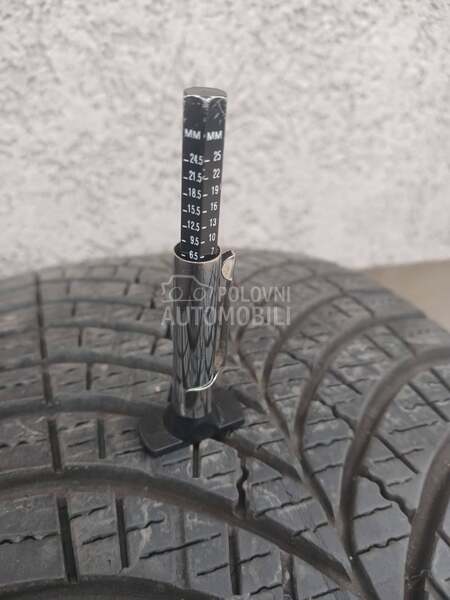 Goodyear 205/55 R16 Zimska