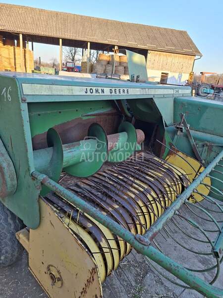 John Deere 342