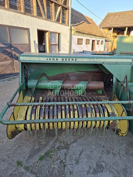 John Deere 342