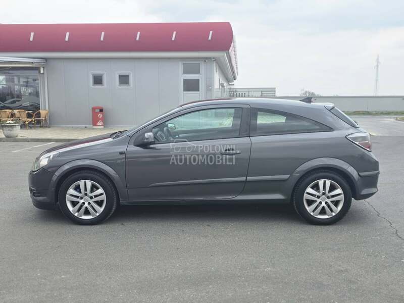 Opel Astra H GTC